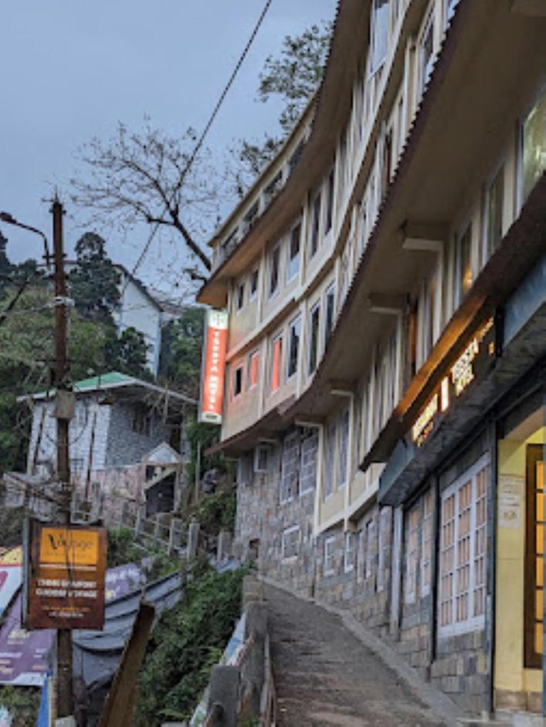 דרג'ילינג Teesta Hotel , Darjeeling מראה חיצוני תמונה