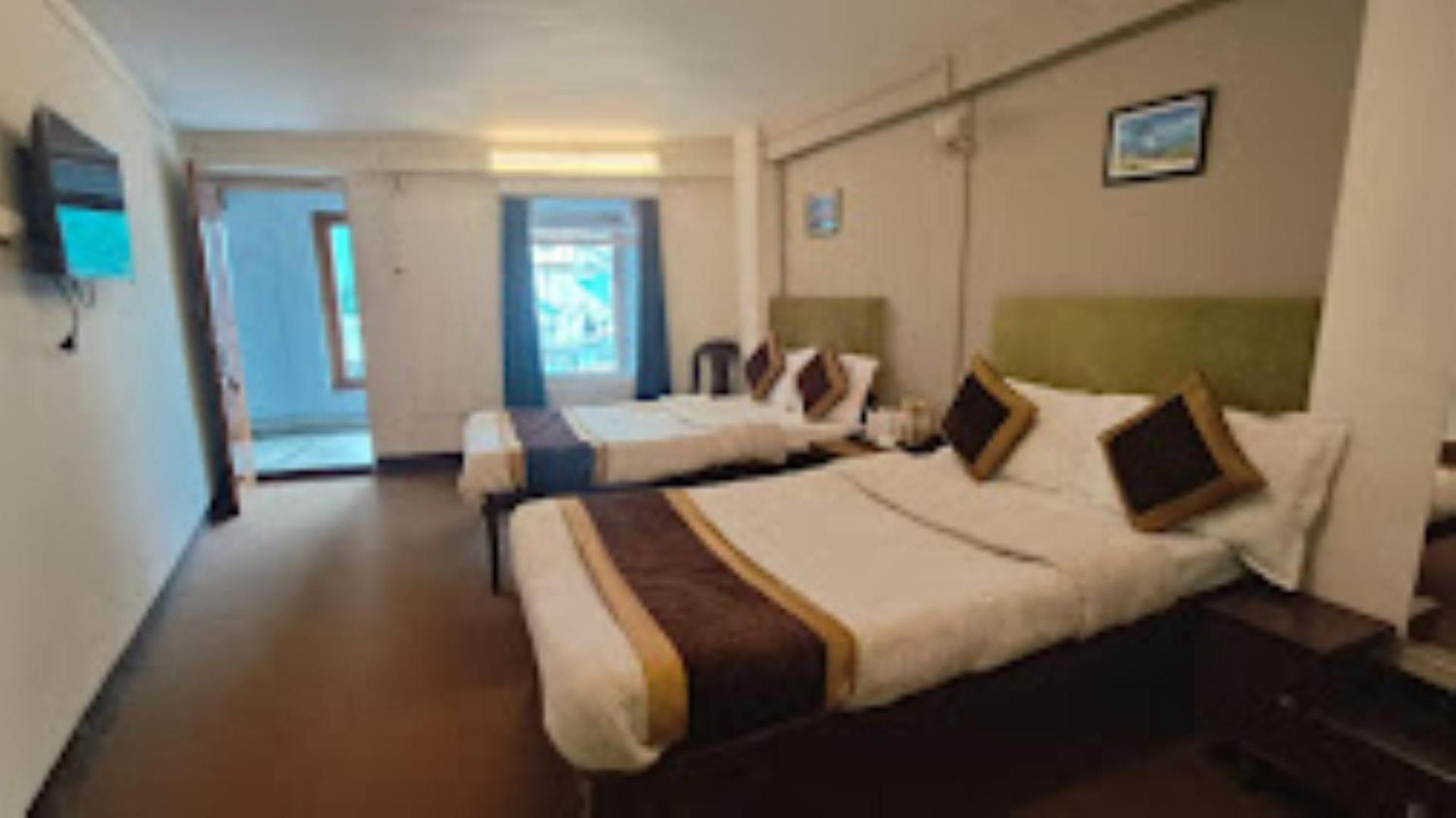 דרג'ילינג Teesta Hotel , Darjeeling מראה חיצוני תמונה